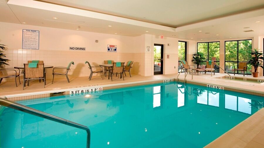 Courtyard By Marriott Atlanta Buford Mall Of Georgia Exterior photo